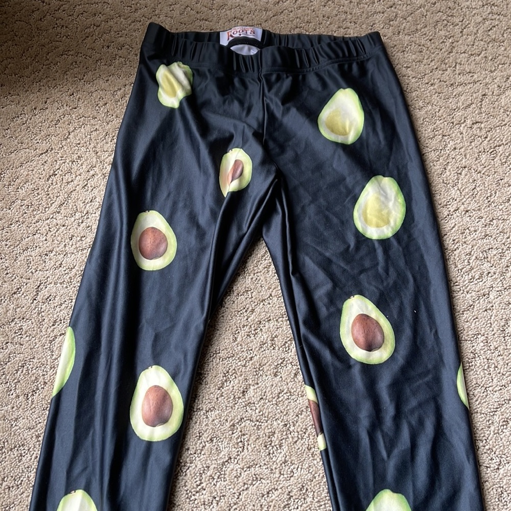 Sun Lovin Roots Leggings View 2
